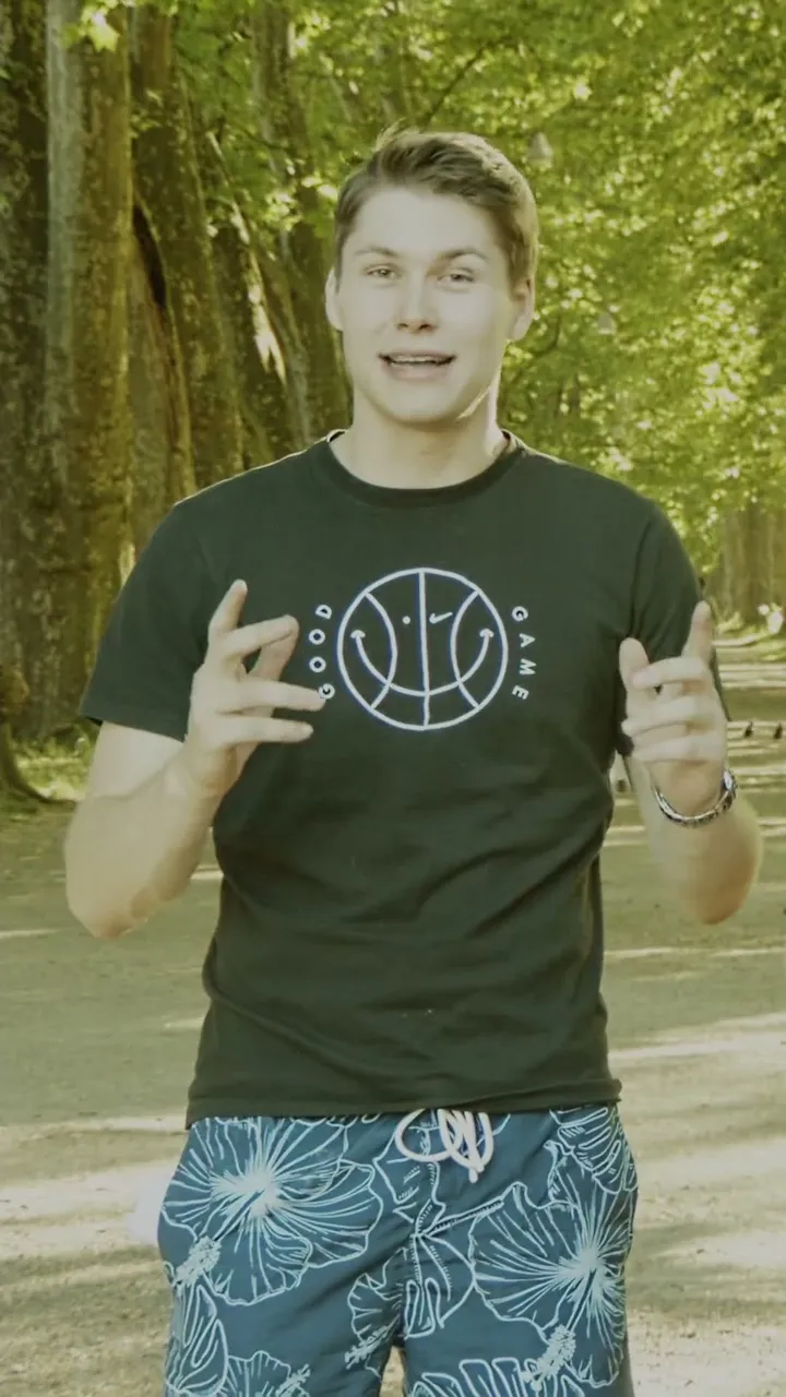 Standbild aus dem Kurzvideo mit Markus und Eva Birnthaler