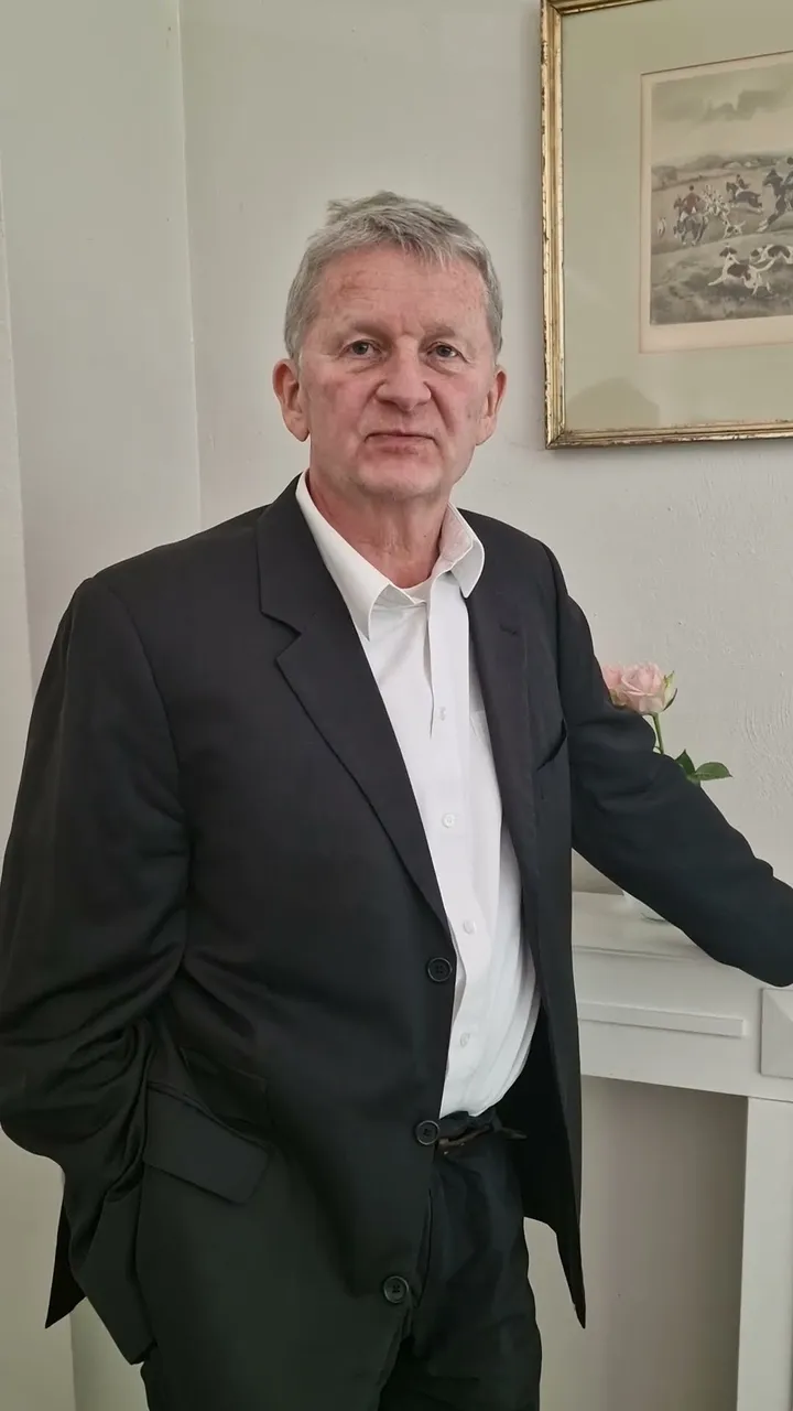 Standbild aus dem Kurzvideo mit apl. Prof. Dr. Dr. Helge Peukert